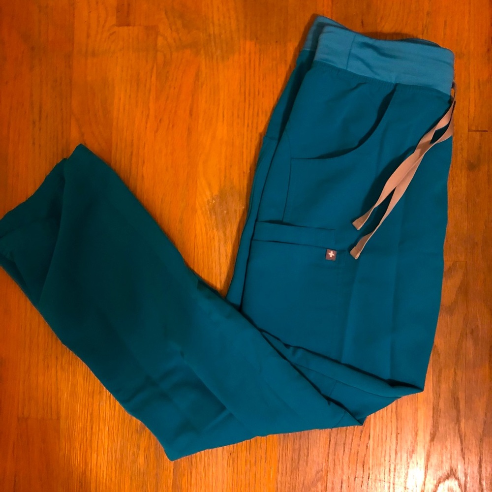 Teal FIGS Yola Scrub Pants (Small)